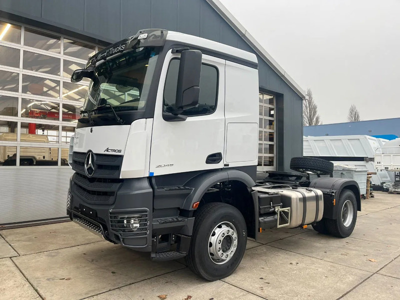 Mercedes-Benz Actros 2045 S 4x2 Tractor Head - Trekkvogn: bilde 1 Mercedes-Benz Actros 2045 S 4x2 Tractor Head - Trekkvogn: bilde 1