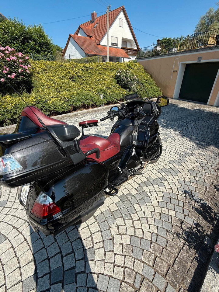 Honda GL1800 SC47*Krossline*Audio*Wilbers*SR Racing - Motorsykkel: bilde 4 Honda GL1800 SC47*Krossline*Audio*Wilbers*SR Racing - Motorsykkel: bilde 4