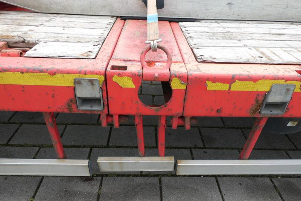 KAESSBOHRER LB4E EX-1 KK LOWBED Tiefladerauflieger AUSZIEHBAR-2x Lenkachsen - Lavloader semitrailer: bilde 2 KAESSBOHRER LB4E EX-1 KK LOWBED Tiefladerauflieger AUSZIEHBAR-2x Lenkachsen - Lavloader semitrailer: bilde 2