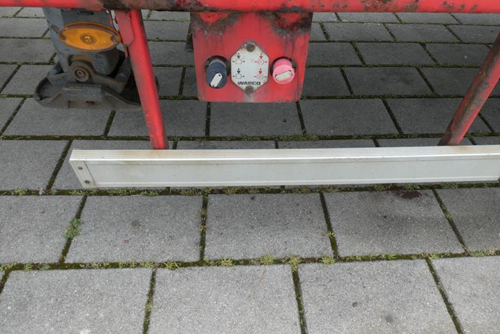 KAESSBOHRER LB4E EX-1 KK LOWBED Tiefladerauflieger AUSZIEHBAR-2x Lenkachsen - Lavloader semitrailer: bilde 3 KAESSBOHRER LB4E EX-1 KK LOWBED Tiefladerauflieger AUSZIEHBAR-2x Lenkachsen - Lavloader semitrailer: bilde 3