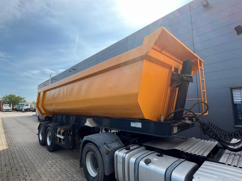 SCHWARZMUELLER K-Serie Kippauflieger K202 Halfep. ca. 24m³ - Tippsemi: bilde 2 SCHWARZMUELLER K-Serie Kippauflieger K202 Halfep. ca. 24m³ - Tippsemi: bilde 2