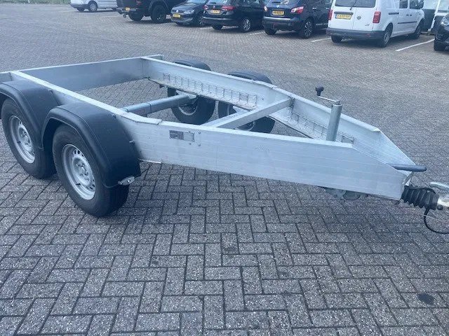 Diversen Bolle . 2 asser aanhangwagen voor kogelkoppeling 3500 kg - Chassis tilhenger: bilde 4 Diversen Bolle . 2 asser aanhangwagen voor kogelkoppeling 3500 kg - Chassis tilhenger: bilde 4