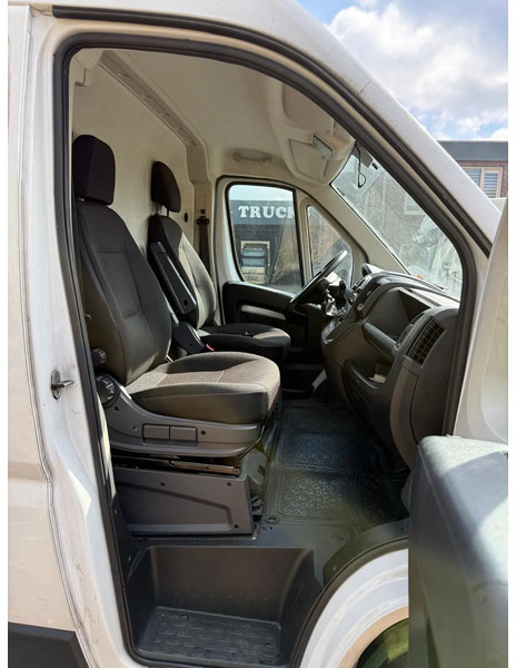 Opel Movano 2.2 diesel lang en hoog met laadklep, motor problemen... - Kassebil: bilde 4 Opel Movano 2.2 diesel lang en hoog met laadklep, motor problemen... - Kassebil: bilde 4