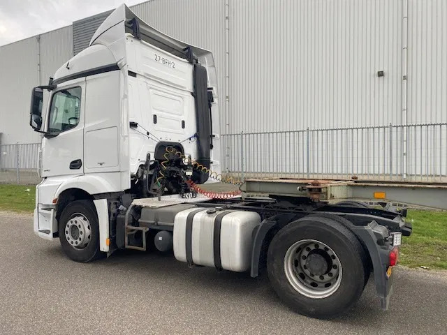 Mercedes-Benz Actros 1840 stream space cabine met spoilers zonneklep, apk gekeurd - Trekkvogn: bilde 2 Mercedes-Benz Actros 1840 stream space cabine met spoilers zonneklep, apk gekeurd - Trekkvogn: bilde 2
