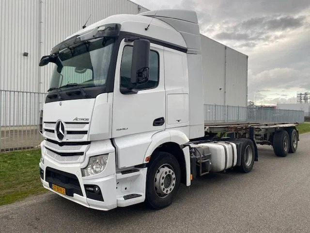 Mercedes-Benz Actros 1840 stream space cabine met spoilers zonneklep, apk gekeurd - Trekkvogn: bilde 1 Mercedes-Benz Actros 1840 stream space cabine met spoilers zonneklep, apk gekeurd - Trekkvogn: bilde 1
