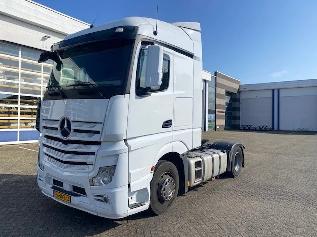 Mercedes-Benz Actros 1845 grote cabine, euro 6 , spoilers fenders... - Trekkvogn: bilde 1 Mercedes-Benz Actros 1845 grote cabine, euro 6 , spoilers fenders... - Trekkvogn: bilde 1