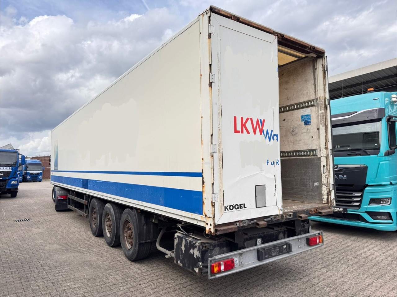 Kögel SPKH 24 Koffer 3-Achser - Skapsemi: bilde 2 Kögel SPKH 24 Koffer 3-Achser - Skapsemi: bilde 2