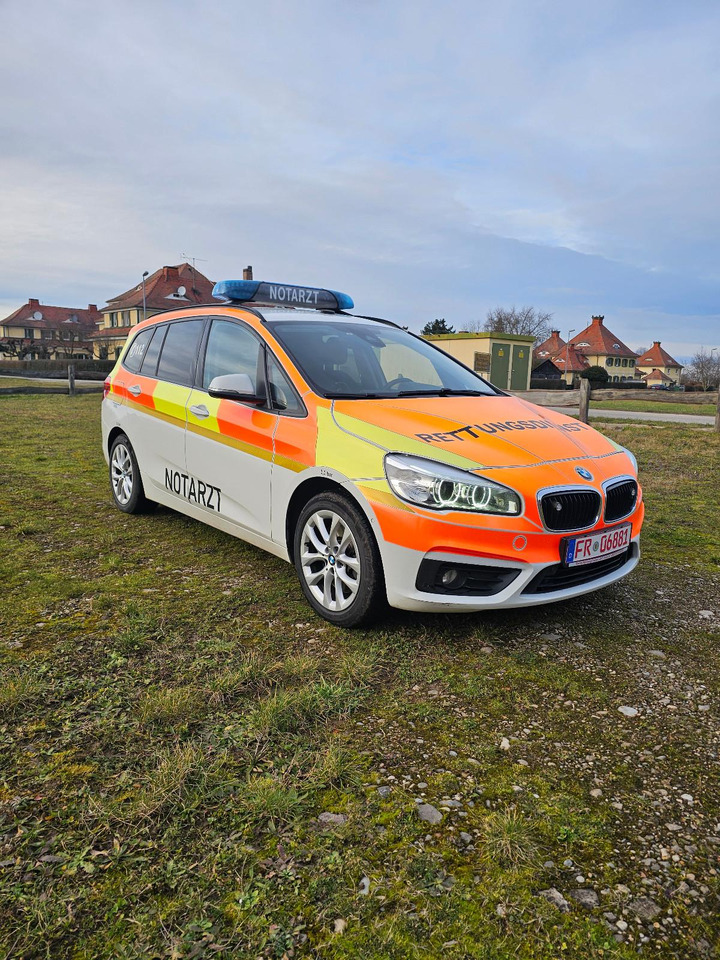BMW Allrad NEF Notarzt Feurwehr - Personenbil: bilde 1 BMW Allrad NEF Notarzt Feurwehr - Personenbil: bilde 1