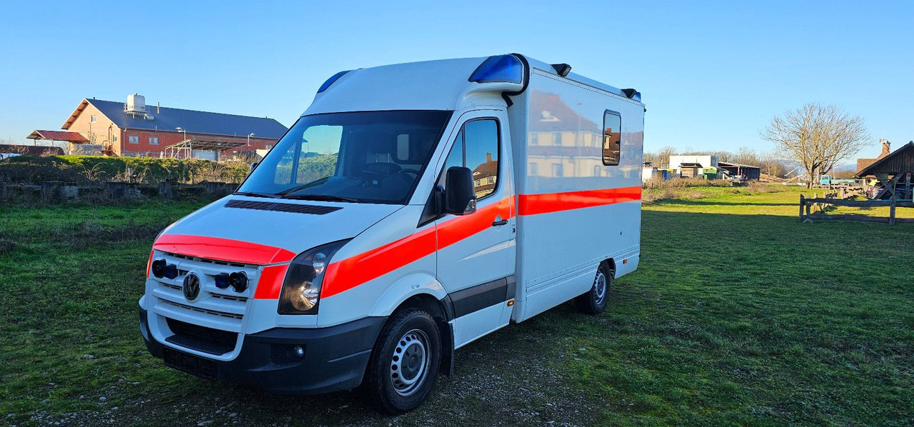 Volkswagen Crafter ELW Rettungswagen Camper Van - Ambulanse: bilde 2 Volkswagen Crafter ELW Rettungswagen Camper Van - Ambulanse: bilde 2