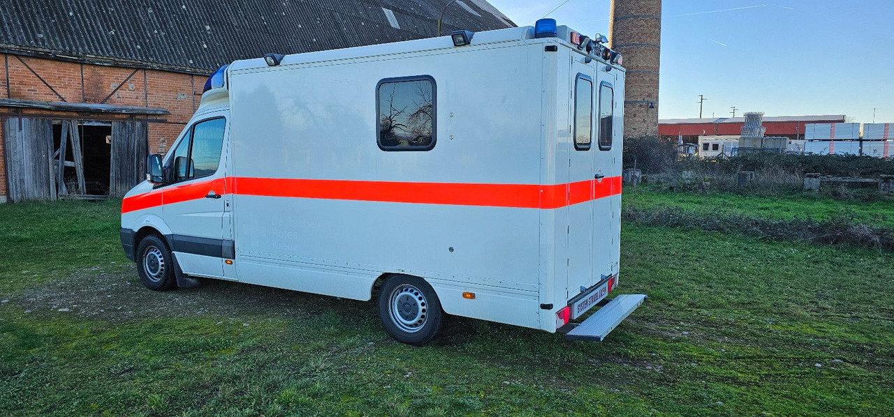 Volkswagen Crafter ELW Rettungswagen Camper Van - Ambulanse: bilde 4 Volkswagen Crafter ELW Rettungswagen Camper Van - Ambulanse: bilde 4