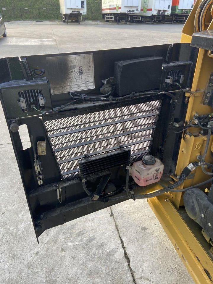 Kompaktlaster CAT 226 D3 (5867): bilde 6 Kompaktlaster CAT 226 D3 (5867): bilde 6