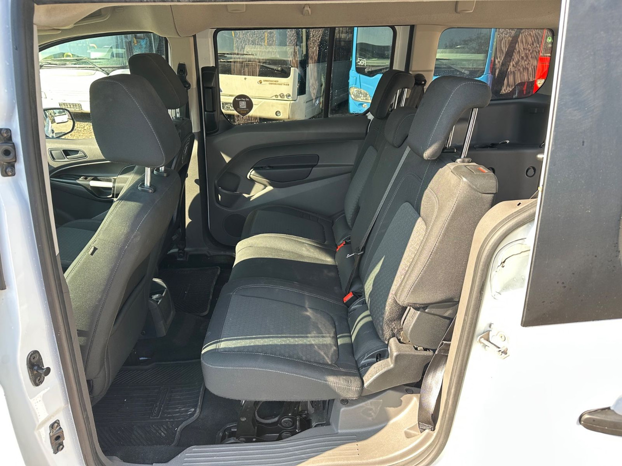 Ford Grand Tourneo 1.5 EcoBlue 74kW Auto Trend - Persontransport: bilde 5 Ford Grand Tourneo 1.5 EcoBlue 74kW Auto Trend - Persontransport: bilde 5