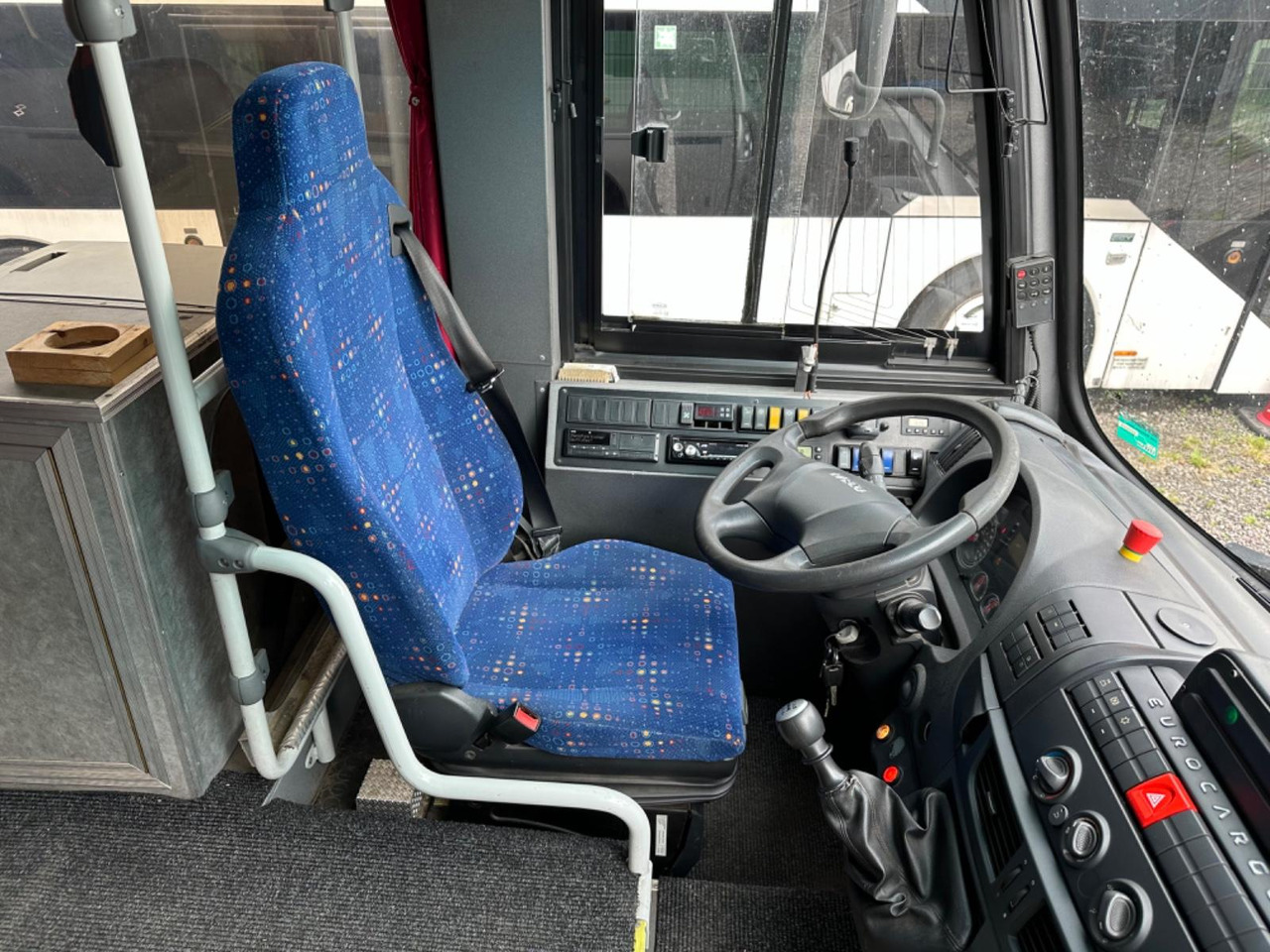Iveco Kapena Tema 100 (32*Sitze*DE*TOP*Schalt) O510 Iveco Kapena Tema 100 , O 510, 818, Rapido - Minibuss, Persontransport: bilde 4 Iveco Kapena Tema 100 (32*Sitze*DE*TOP*Schalt) O510 Iveco Kapena Tema 100 , O 510, 818, Rapido - Minibuss, Persontransport: bilde 4