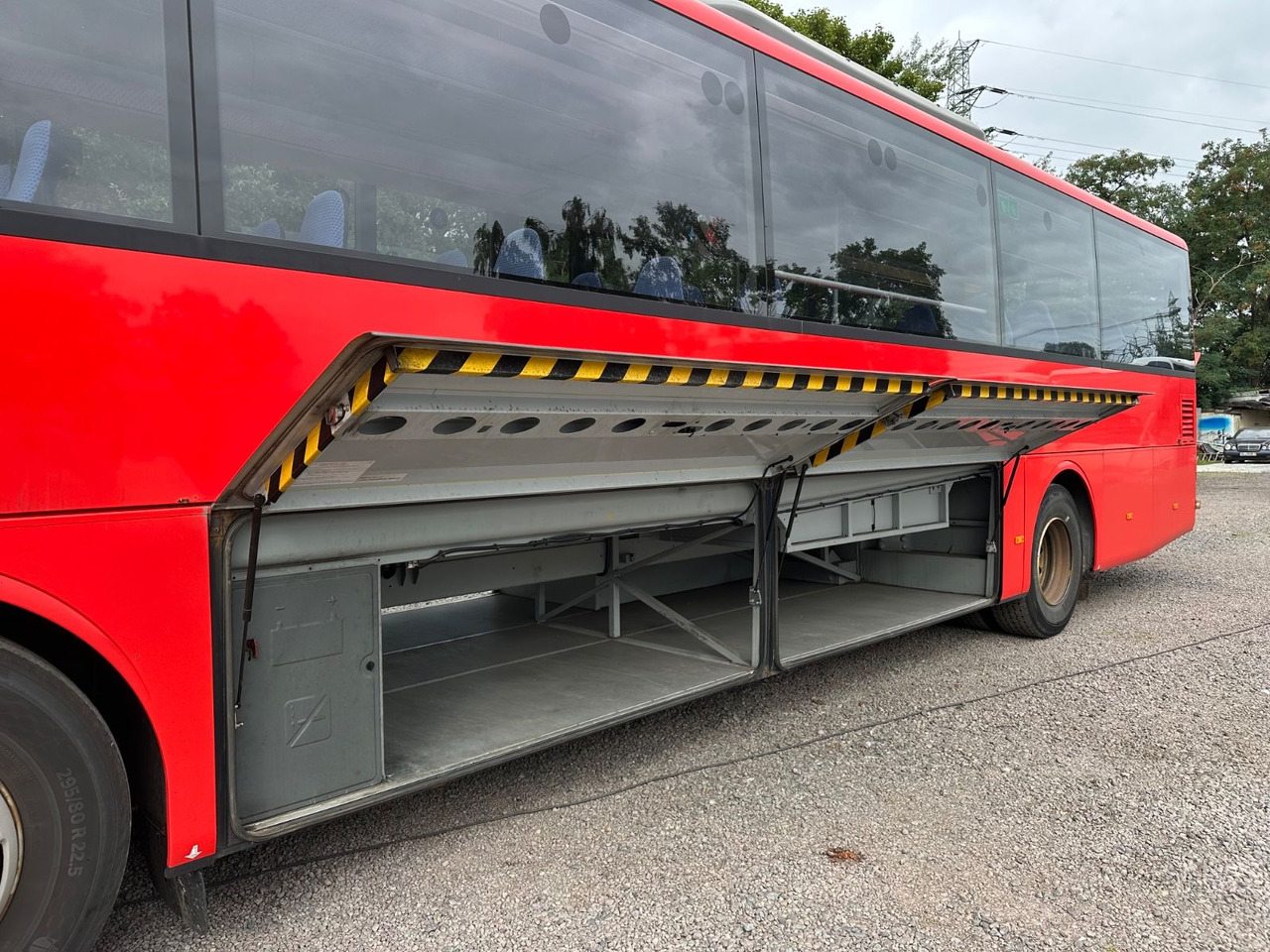 Mercedes-Benz O550 Integro (56 Sitze*Klima*Schalt) - Forstadsbus: bilde 5 Mercedes-Benz O550 Integro (56 Sitze*Klima*Schalt) - Forstadsbus: bilde 5
