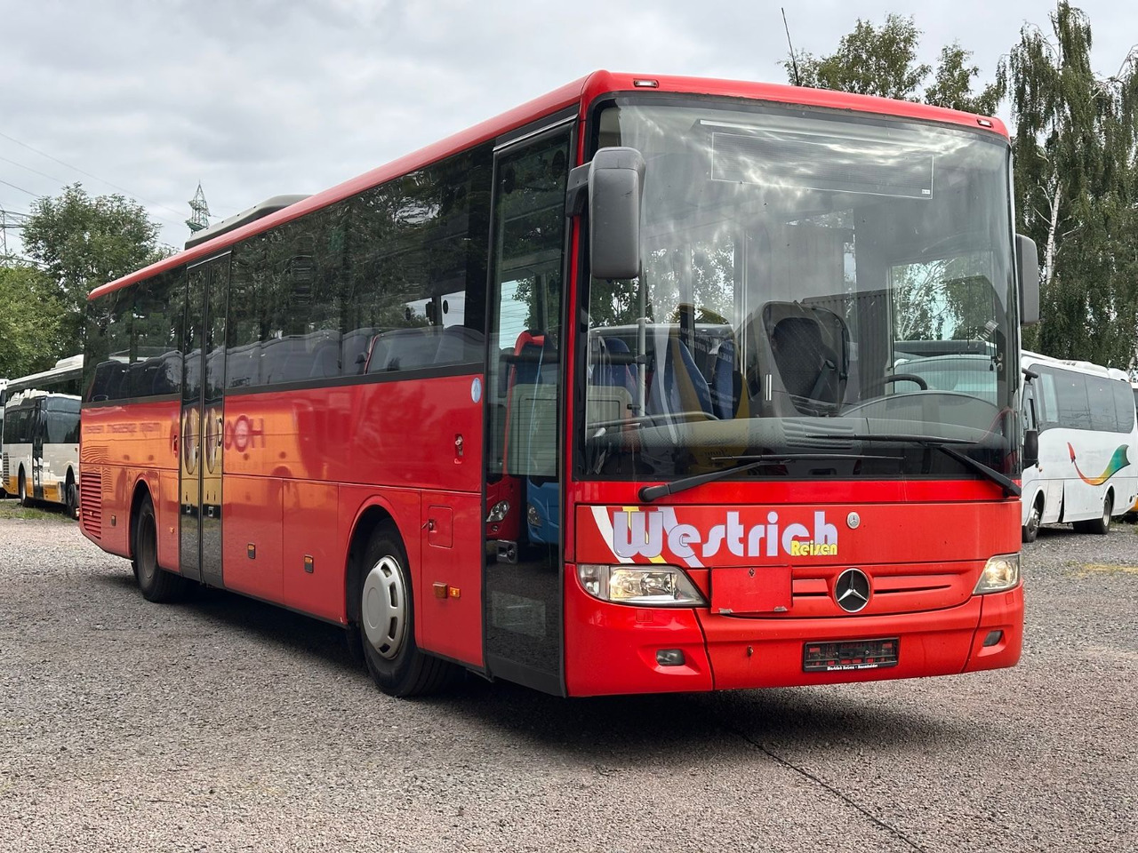 Mercedes-Benz O550 Integro (56 Sitze*Klima*Schalt) - Forstadsbus: bilde 2 Mercedes-Benz O550 Integro (56 Sitze*Klima*Schalt) - Forstadsbus: bilde 2