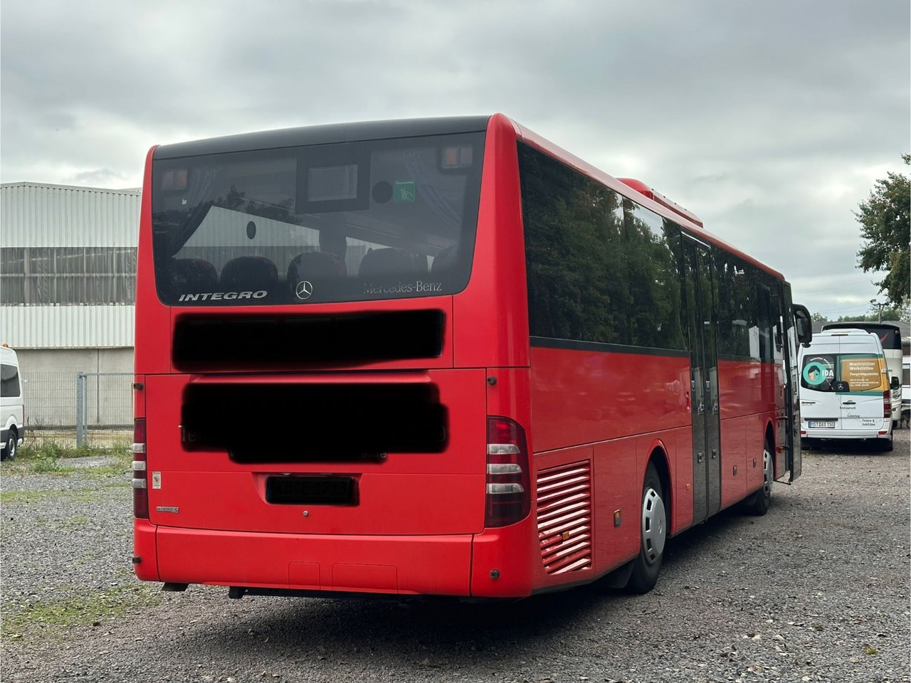 Mercedes-Benz O550 Integro (58 Sitze*Klima) - Forstadsbus: bilde 3 Mercedes-Benz O550 Integro (58 Sitze*Klima) - Forstadsbus: bilde 3