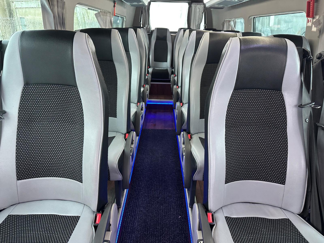 Minibuss, Persontransport Mercedes-Benz Sprinter 516 CDi Unvi (DE*Klima*Reise): bilde 14
