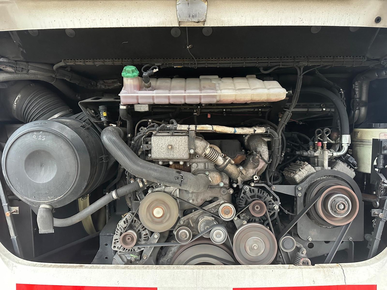 Neoplan P15 Cityliner Toterwinken Assist*EEV*57Sitze - Turistbuss: bilde 3 Neoplan P15 Cityliner Toterwinken Assist*EEV*57Sitze - Turistbuss: bilde 3