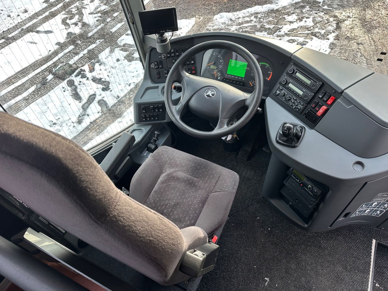 Setra 415 UL-GT (58 Sitze*TOP) - Forstadsbus: bilde 4 Setra 415 UL-GT (58 Sitze*TOP) - Forstadsbus: bilde 4