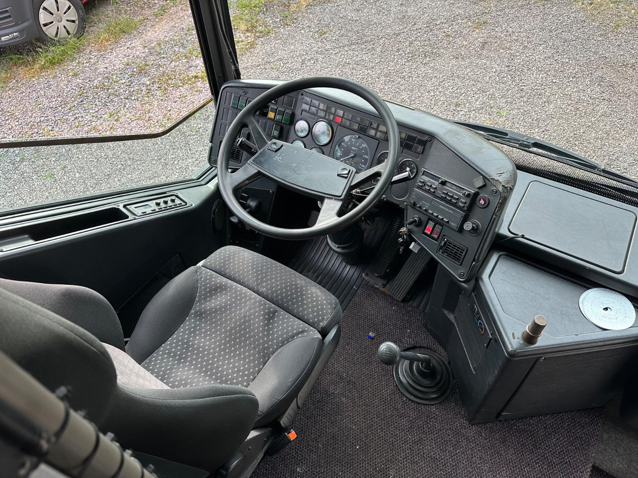 Setra S 315 UL (56 Sitze*Klima*Schalt*TOP) - Forstadsbus: bilde 5 Setra S 315 UL (56 Sitze*Klima*Schalt*TOP) - Forstadsbus: bilde 5