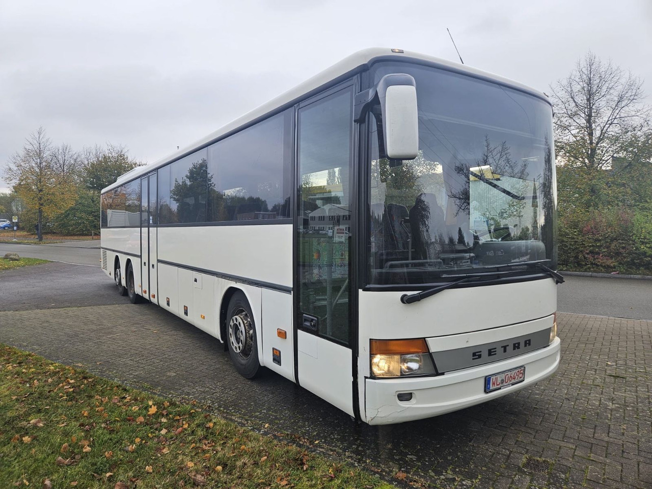 Setra S 317 UL (66 Sitze*Schalt*TOP) - Forstadsbus: bilde 1 Setra S 317 UL (66 Sitze*Schalt*TOP) - Forstadsbus: bilde 1