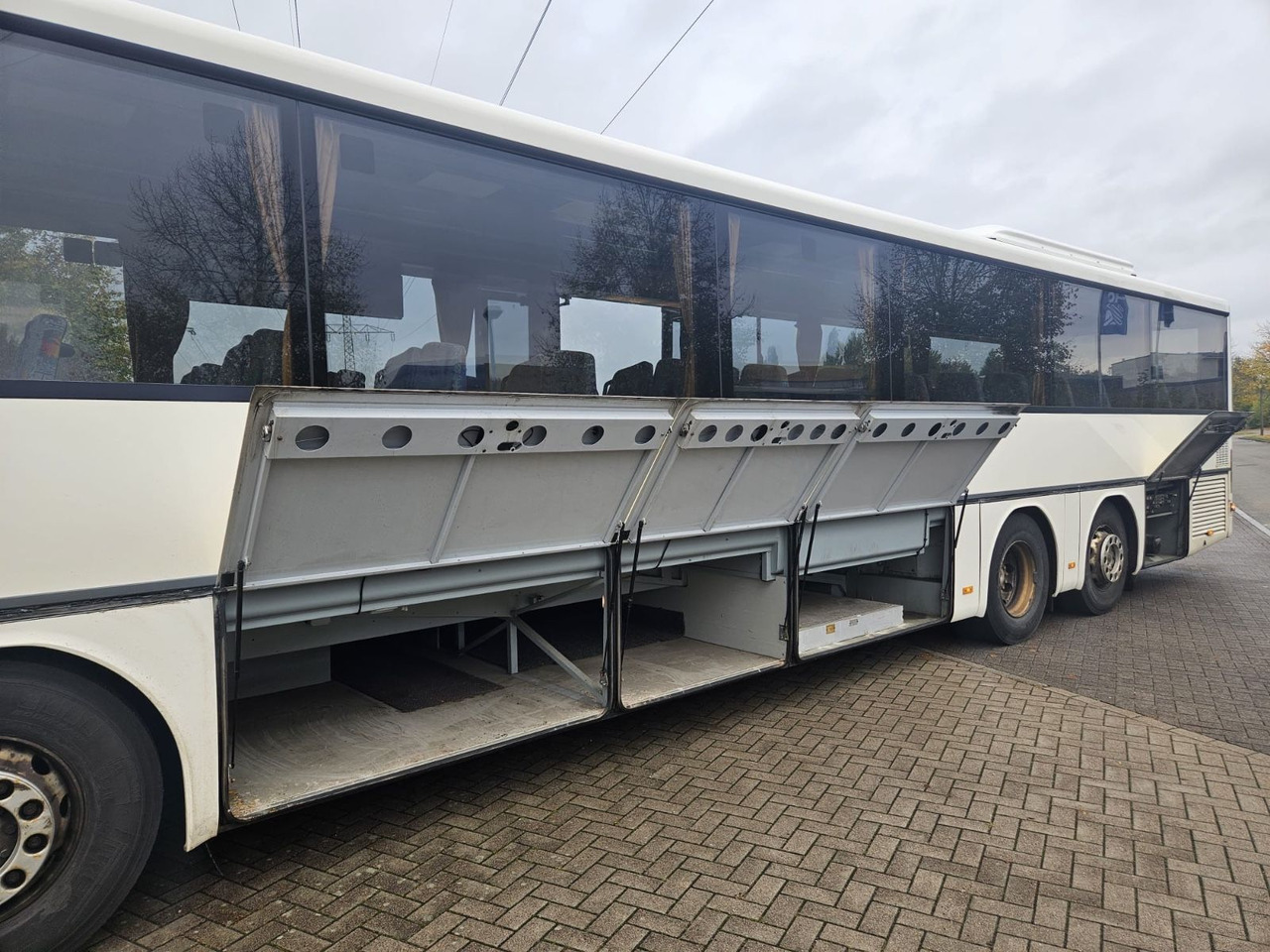 Setra S 317 UL (66 Sitze*Schalt*TOP) - Forstadsbus: bilde 4 Setra S 317 UL (66 Sitze*Schalt*TOP) - Forstadsbus: bilde 4