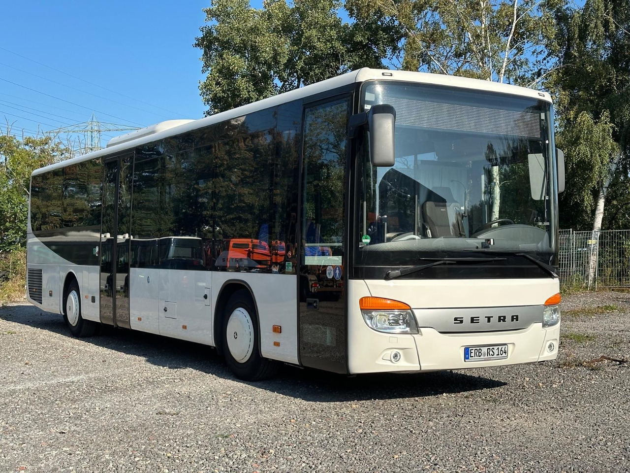Setra S 415 LE Business (374 tKm*TOP) - Bybuss: bilde 1 Setra S 415 LE Business (374 tKm*TOP) - Bybuss: bilde 1