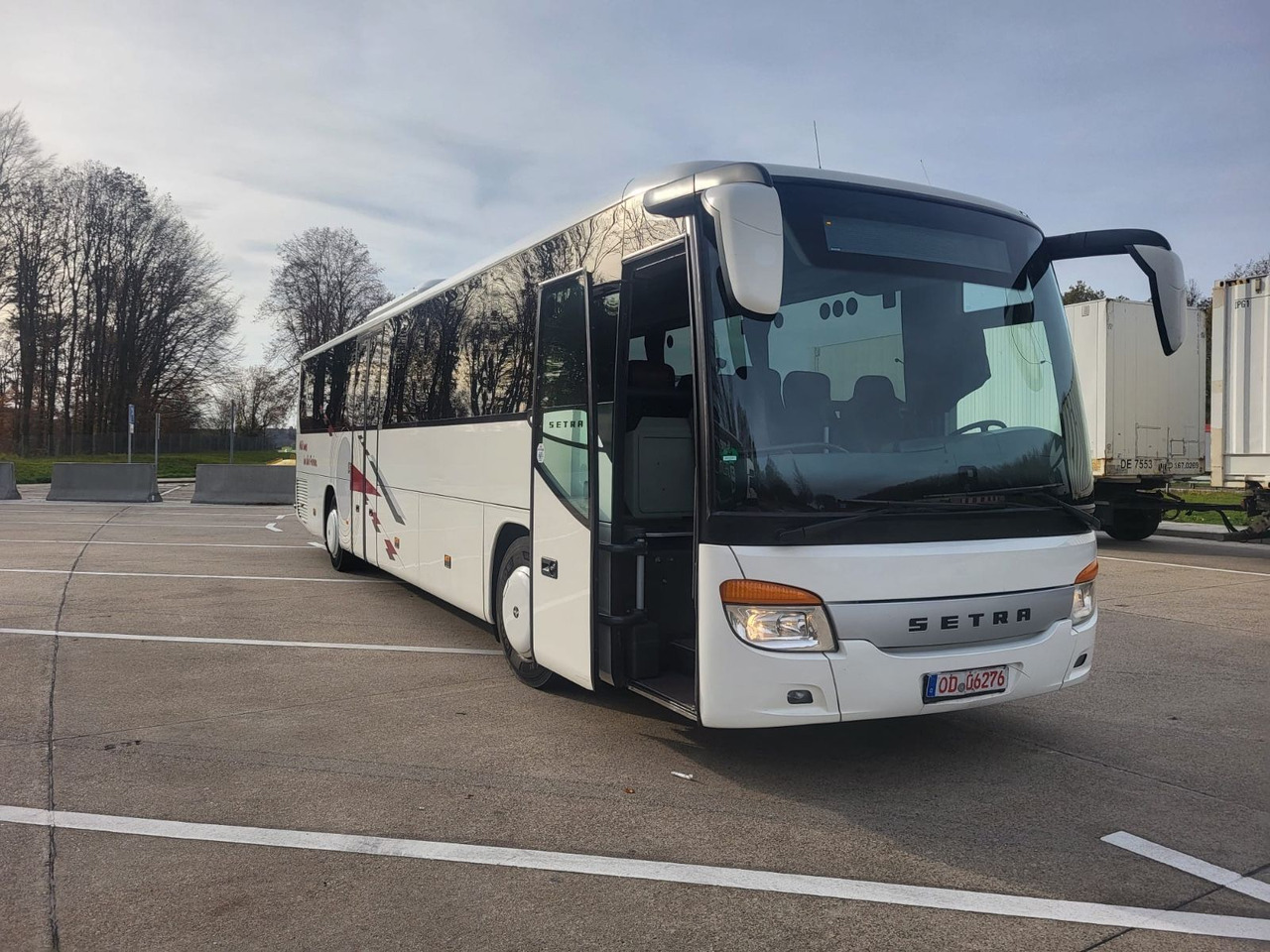 Setra S 416 GT (55 Sitze*WC) - Forstadsbus: bilde 1 Setra S 416 GT (55 Sitze*WC) - Forstadsbus: bilde 1