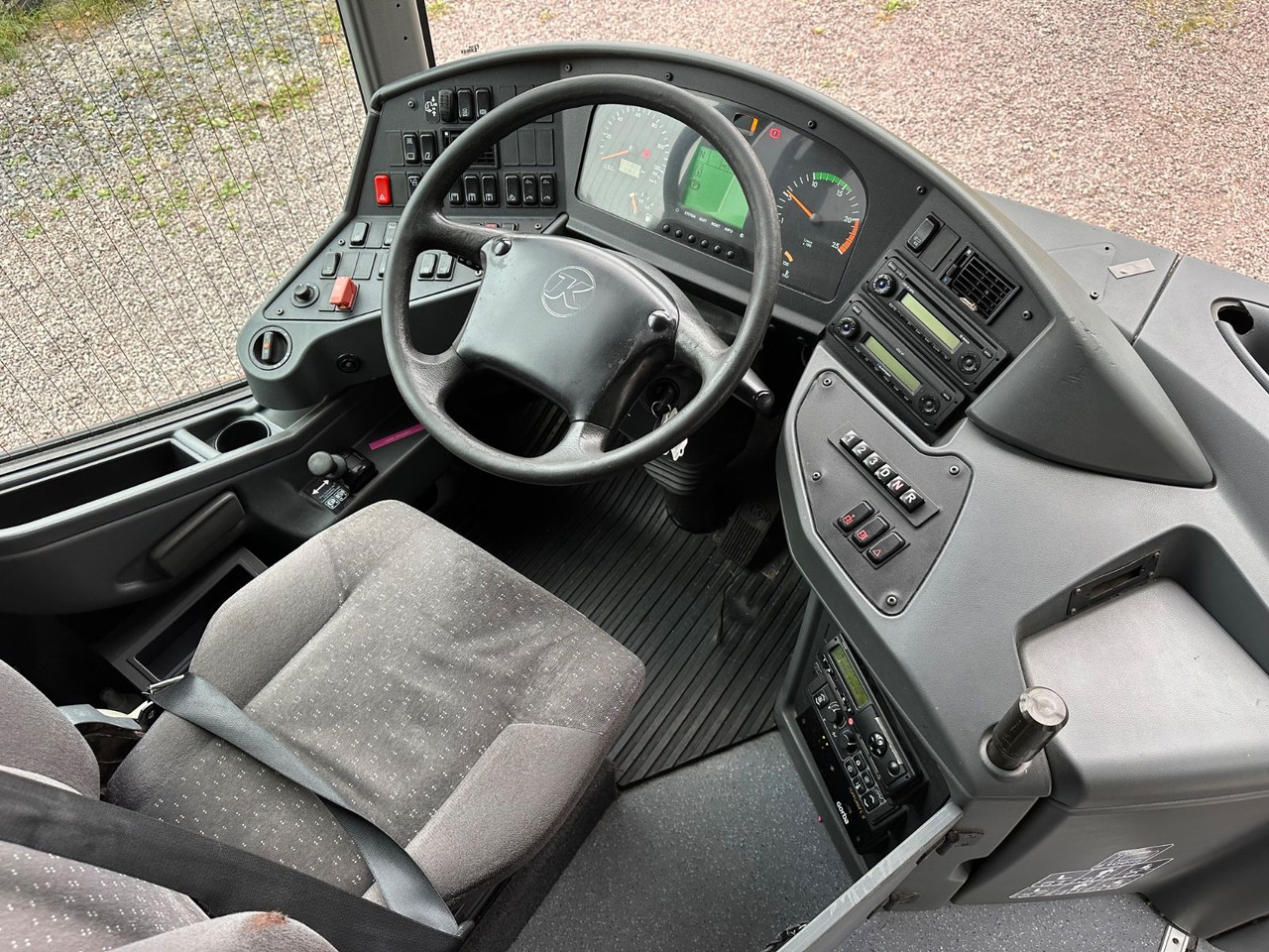 Setra S 417 UL (64 Sitze*Klima) - Forstadsbus: bilde 4 Setra S 417 UL (64 Sitze*Klima) - Forstadsbus: bilde 4