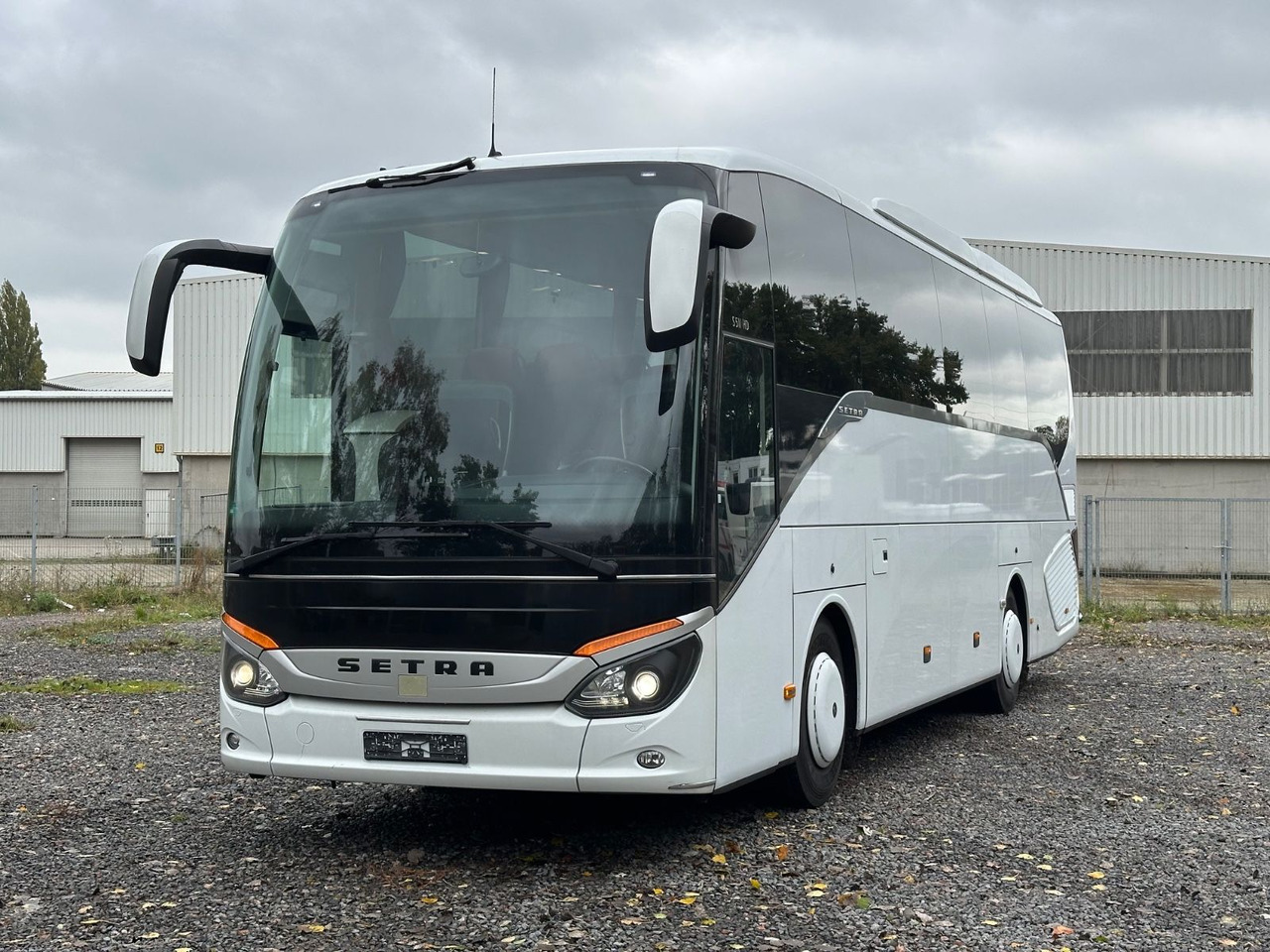 Setra S 511 HD (Küche*WC*DE-Bus*38 Sitze) - Turistbuss: bilde 1 Setra S 511 HD (Küche*WC*DE-Bus*38 Sitze) - Turistbuss: bilde 1