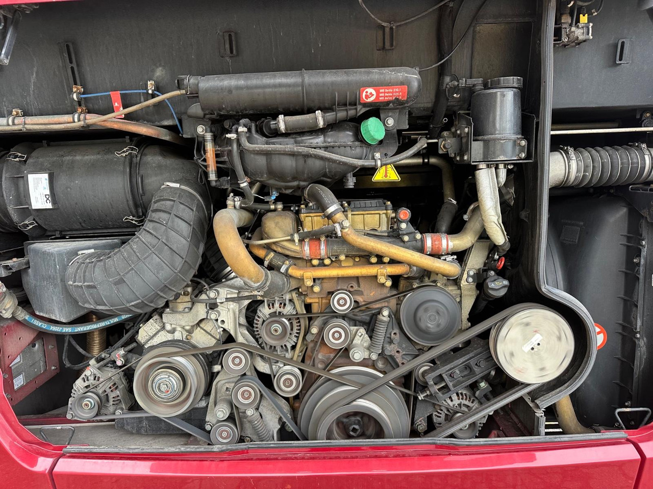 Setra S 515 MD (TOP*DE*245 tKm) - Turistbuss: bilde 3 Setra S 515 MD (TOP*DE*245 tKm) - Turistbuss: bilde 3