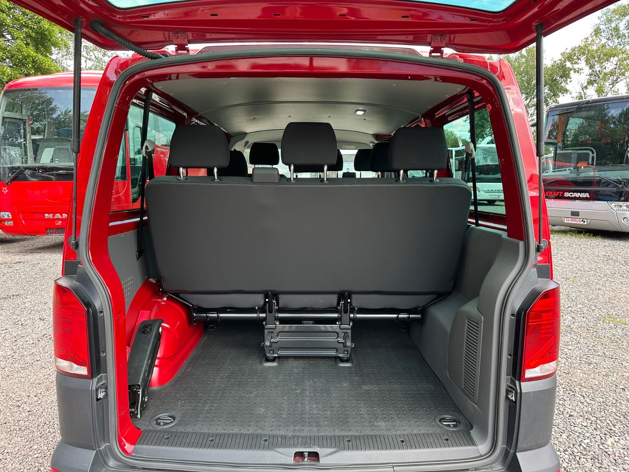 Persontransport Volkswagen T6 Kombi (PDC Hi*ACC*StandHz*9 Sitzer*AC): bilde 10 Persontransport Volkswagen T6 Kombi (PDC Hi*ACC*StandHz*9 Sitzer*AC): bilde 10